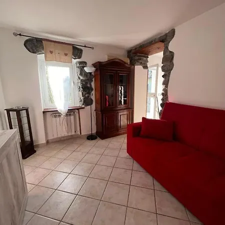 La Casa Nella Collina Διαμέρισμα Beverino